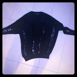 Oversized shredded sweater